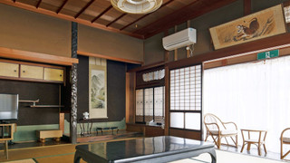 デラックス 4 人部屋