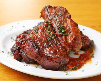 「南部鉄酒場 豚バルBYO 神田店」 料理 35589104 肉食系はこれ！スペアリブ