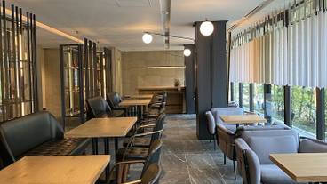 ロビー応接スペース / 23