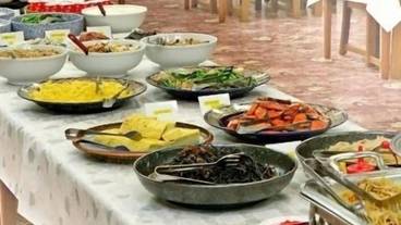 食事・飲み物 / 2