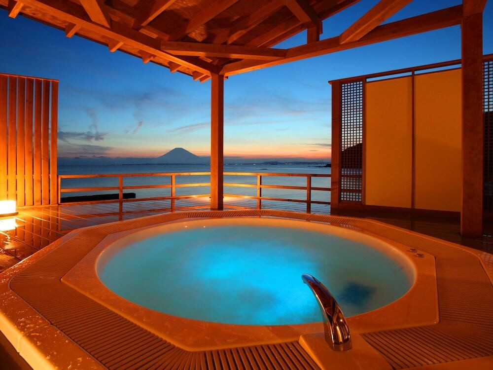 おすすめ宿：海まで30秒！山の絶景の後に滞在「Beachside Onsen Resort ゆうみ」4088414