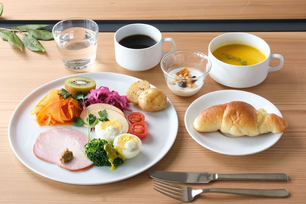 奈良の人気カフェ監修の和洋選べる朝食！美しい景色が楽しめる和モダンホテル4003246