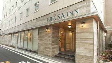 施設の入り口 / 14