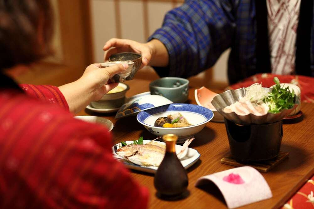 客室内のダイニングエリア