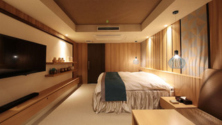 [禁煙] ヒーリング/デラックスダブル キングベッド 1台