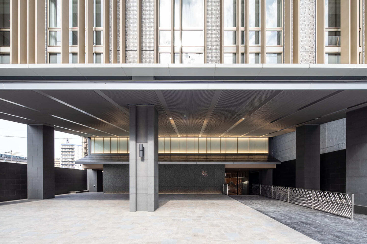 ホテルエントランス①