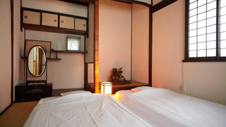 トラディショナル ツインルーム ベッド (複数台) (For 2 people,Check in time 4pm-10pm)