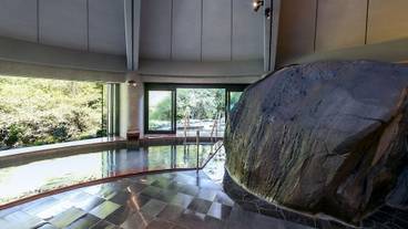 渓流露天風呂 滝岩の湯／内風呂 / 6