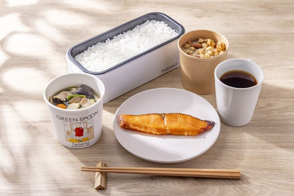 朝食