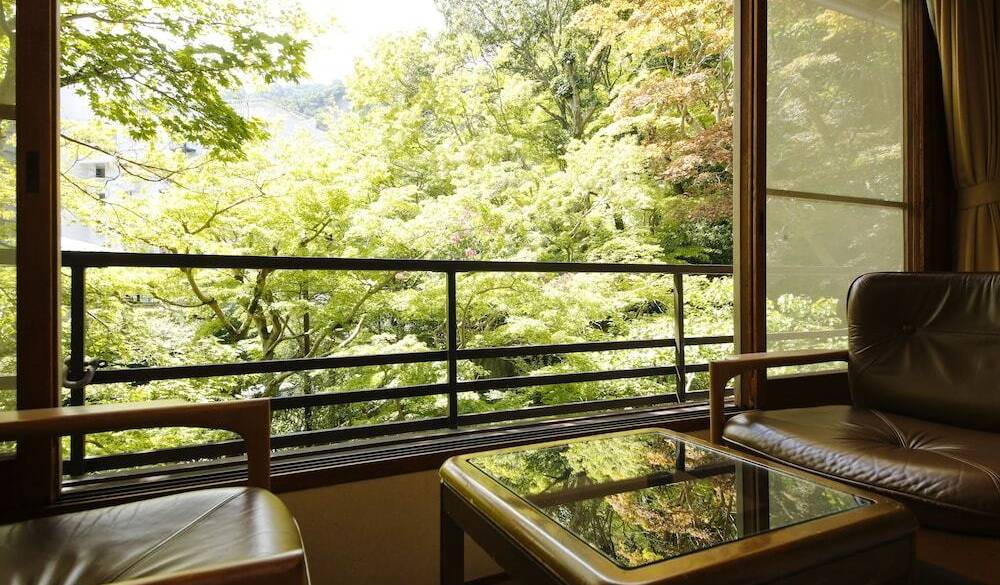 お部屋からの眺 / 2