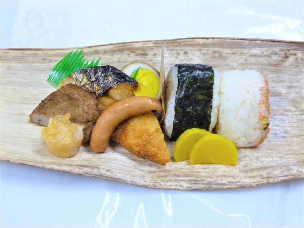 朝食
