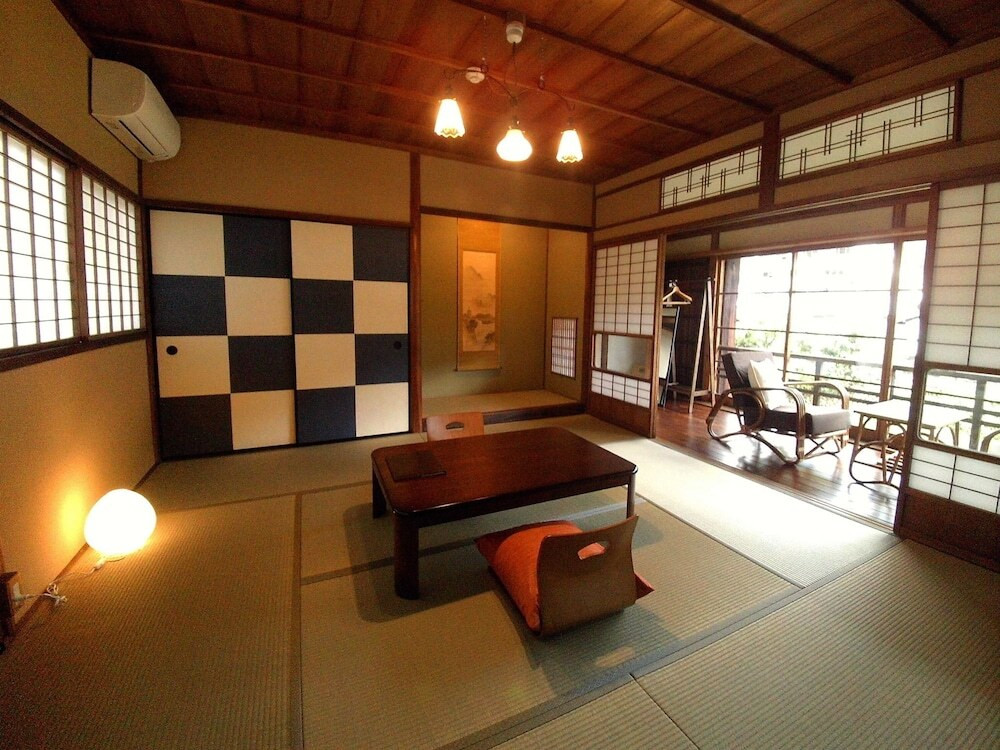 郡上八幡の清流・吉田川を見おろす古民家宿4088497