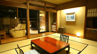 和室 露天風呂付 山側『四季彩』 (2食付き、スペシャルセットディナー)