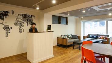 ロビー応接スペース / 3