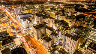 モデレートツインルーム シングルベッド2台 禁煙 9-19階(3人目はソファーベッドを利用)