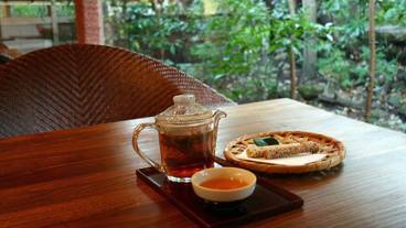 ロビーラウンジ / 3