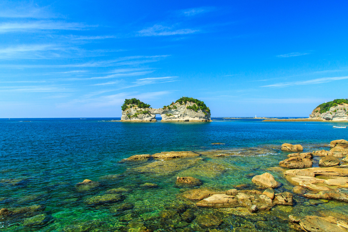 円月島