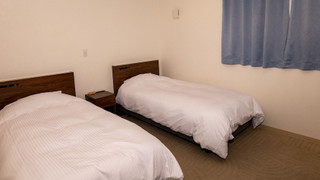 [禁煙] ツインルーム (ユニットバス付)