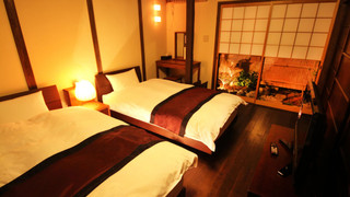 町家一棟貸し (ベッド+布団)