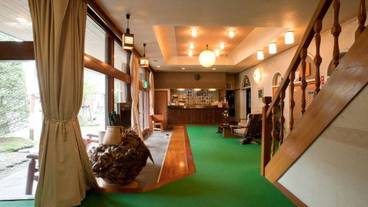 内部エントランス / 2