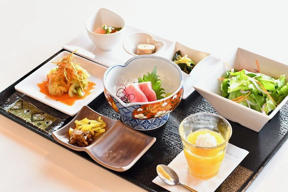 朝食