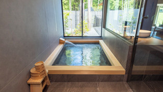 [2024年Newオープン] プライベート温泉&専用庭苑付き 一棟貸しスイートヴィラ 禁煙 [いぶき] (2ベッド)