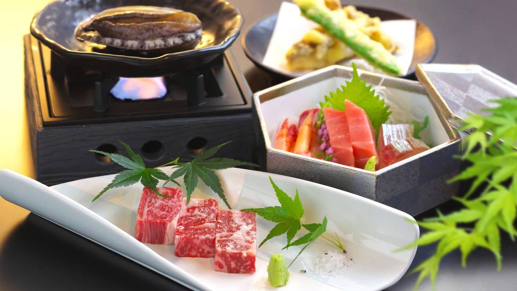 開放的なお食事処で
滋味深い会席を / 2