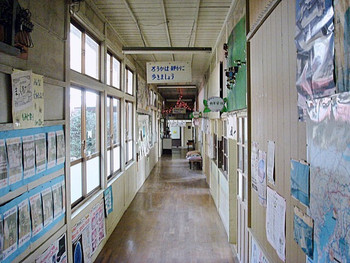 「もみの木庵」内観 1166481 お食事スペースを繋ぐ廊下ですｗ