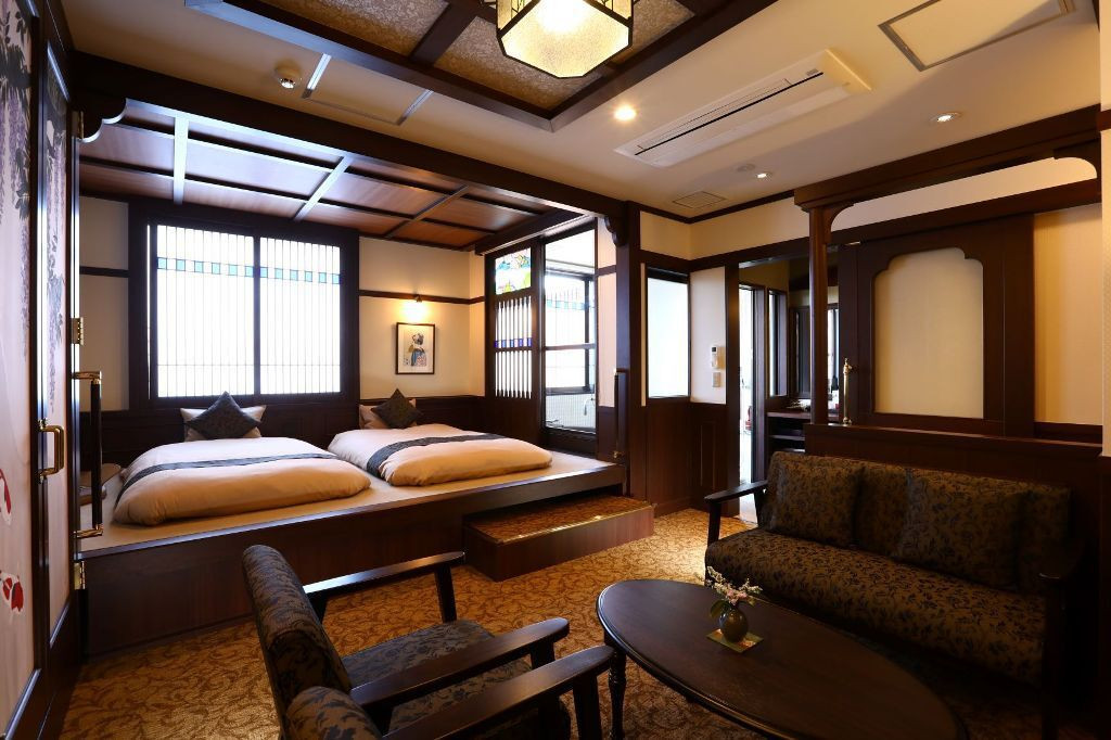 大正ロマン漂うノスタルジックな旅館でのんびり3659231