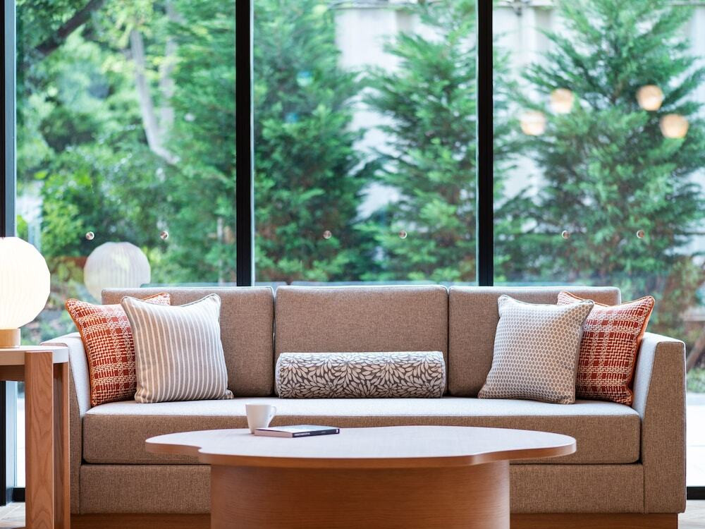 ロビー応接スペース