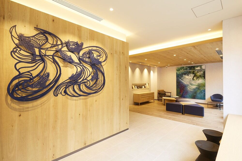 明るく広い「ファミリールーム」でのんびりくつろげる4253749