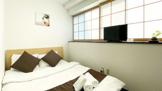 ダブルルーム 専用バスルーム付 (401)