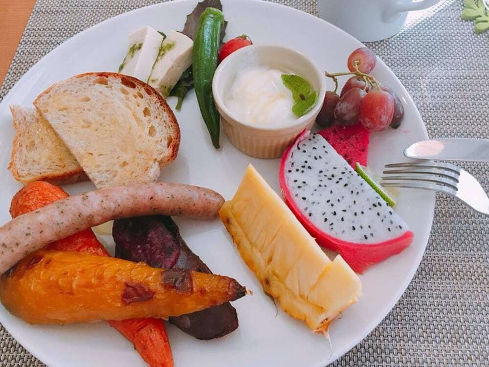 朝食