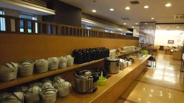 朝食スペース / 10