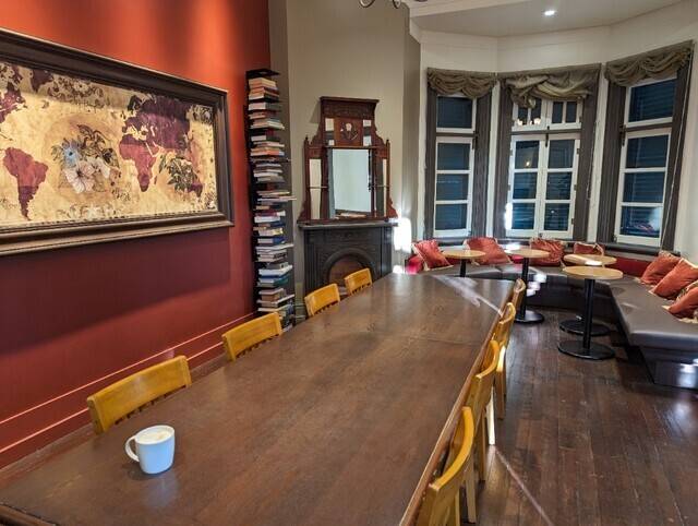 スターバックス・コーヒー 店内 / 5