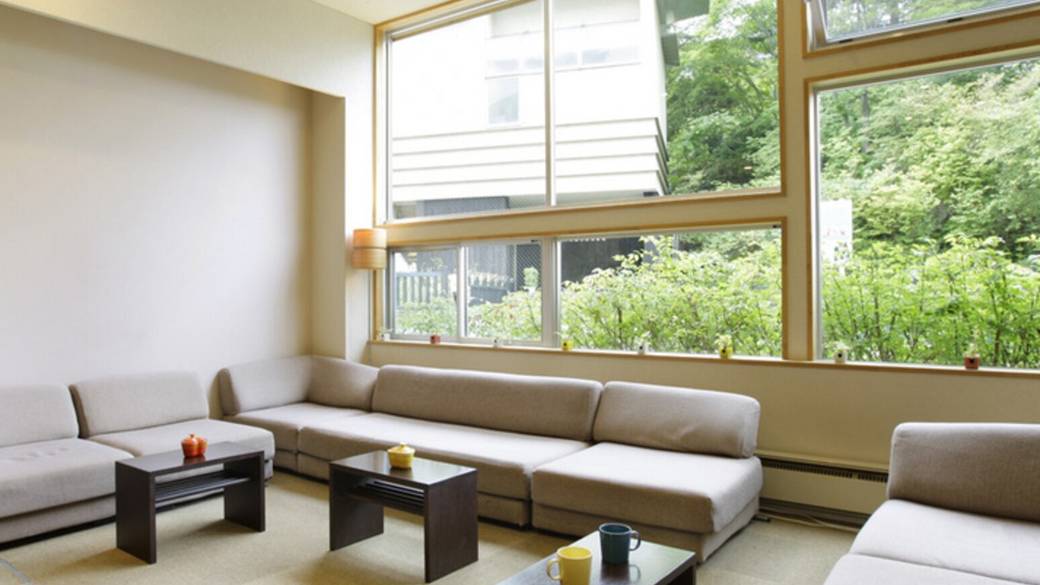 笑顔の出迎え
チェックイン / 1