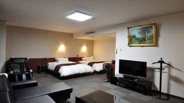 room / 3