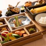 肉割烹ふたごの和朝食一例 / 1