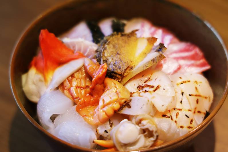 ゆゑゆゑの海鮮丼 / 3