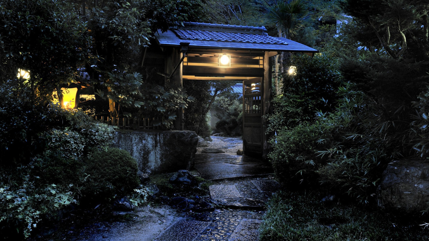ステーキ割烹 花やしきのエントランス