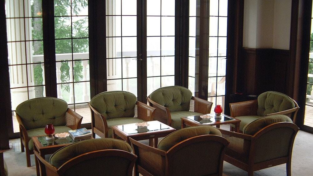 ロビー応接スペース