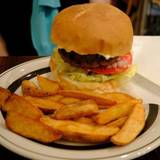 CENTER4 HAMBURGERS（センターフォーハンバーガーズ）