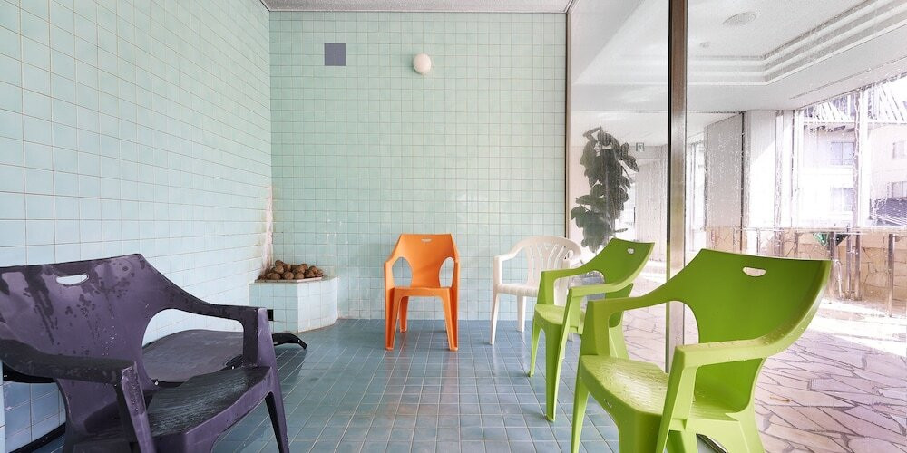 屋内 / 屋外プール