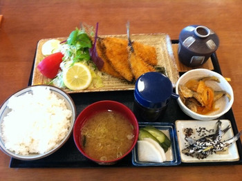 「お食事処まるに」料理 1046638 肉厚あじフライ定食