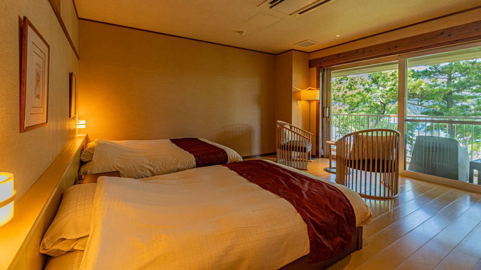 伊勢エビ・アワビ・金目鯛が輝く！弓ヶ浜の波音がBGM3976623