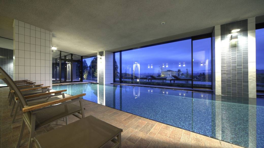 室内温水プール / 3