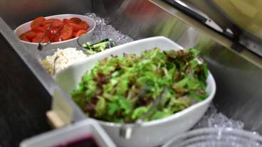 食事・飲み物 / 4