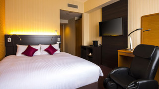 グランド ダブルルーム クイーンベッド 1 台 禁煙