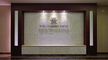 内部エントランス / 2