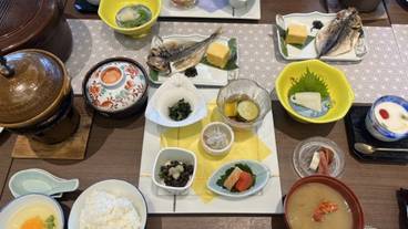 朝食 / 8